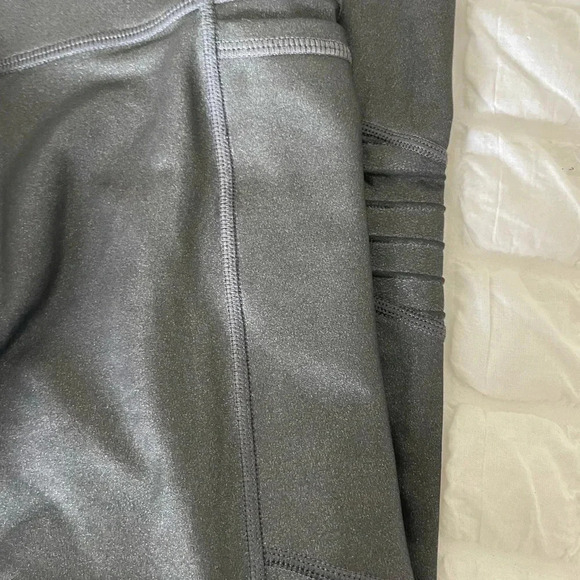 Athleta inclination motto gunmetal leggings - Picture 9 of 9